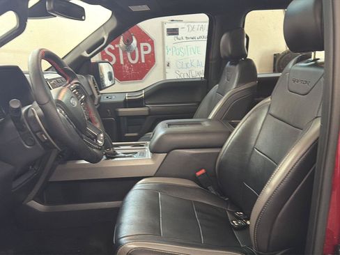 Used 2017 Ford F150 Raptor w/ Equipment Group 802A Luxury AWD/4WD image 7