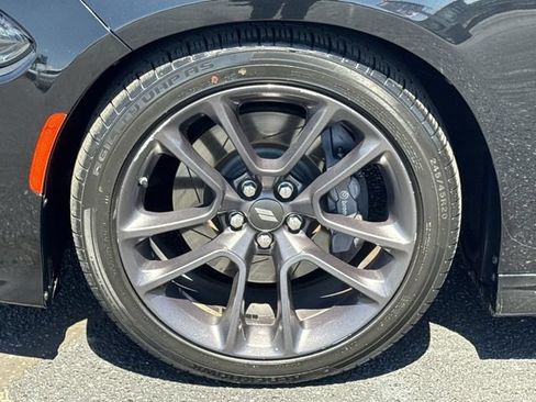 Used 2022 Dodge Charger Scat Pack w/ Navigation & Travel Group RWD image 27