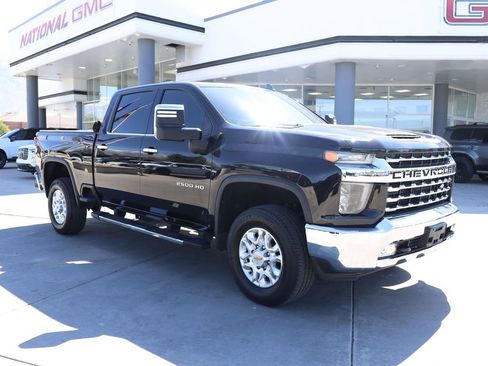 Used 2022 Chevrolet Silverado 2500 LTZ w/ LTZ Convenience Package AWD/4WD image 8