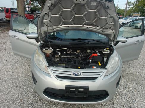 Used 2012 Ford Fiesta S FWD image 39