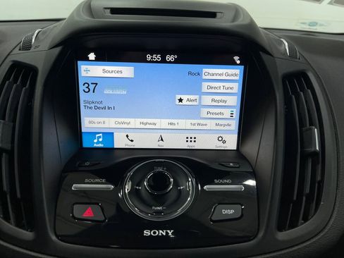 Used 2018 Ford Escape Titanium w/ Ford Safe & Smart Package image 24