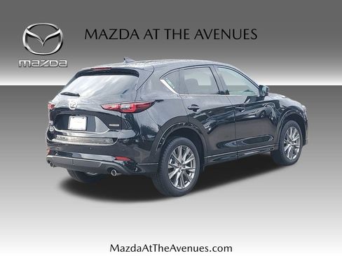 New 2025 MAZDA CX-5 AWD 2.5 S w/ Premium Plus Pkg image 4