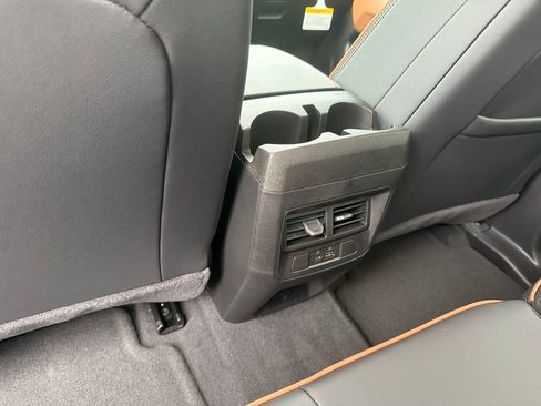 New 2026 GMC Canyon AT4 AWD/4WD image 21