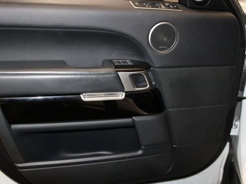 Used 2017 Land Rover Range Rover Supercharged image 30