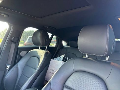 Certified 2022 Mercedes-Benz GLC 300 4MATIC Coupe image 4