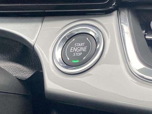 New 2026 Chevrolet Trax LT w/ Sunroof Package image 25