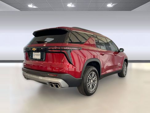 Used 2024 Chevrolet Traverse LT w/ LPO, Floor Liner Package image 9