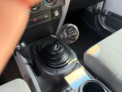 Used 2008 Jeep Wrangler X AWD/4WD image 26