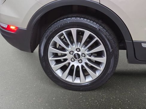 Used 2017 Lincoln MKC Reserve AWD/4WD image 35