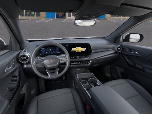 New 2026 Chevrolet Equinox LT image 15