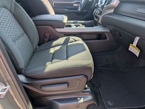 New 2026 RAM 1500 4x4 Crew Cab image 29