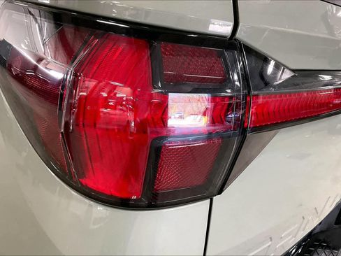 Used 2024 Hyundai Santa Cruz SEL AWD/4WD image 29