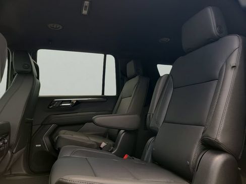 New 2026 Chevrolet Suburban LT w/ Comfort Package RWD image 14
