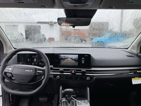New 2026 Kia Sportage LX w/ LX Convenience Package image 3
