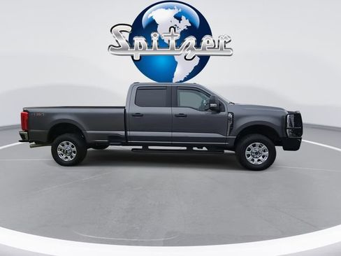 Used 2024 Ford F350 XLT image 10