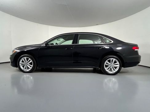 Used 2020 Volkswagen Passat 2.0T SE image 4