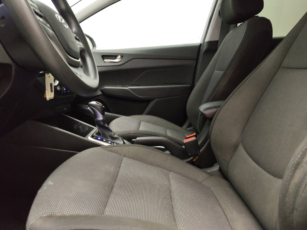 Used 2021 Hyundai Accent SEL FWD image 17