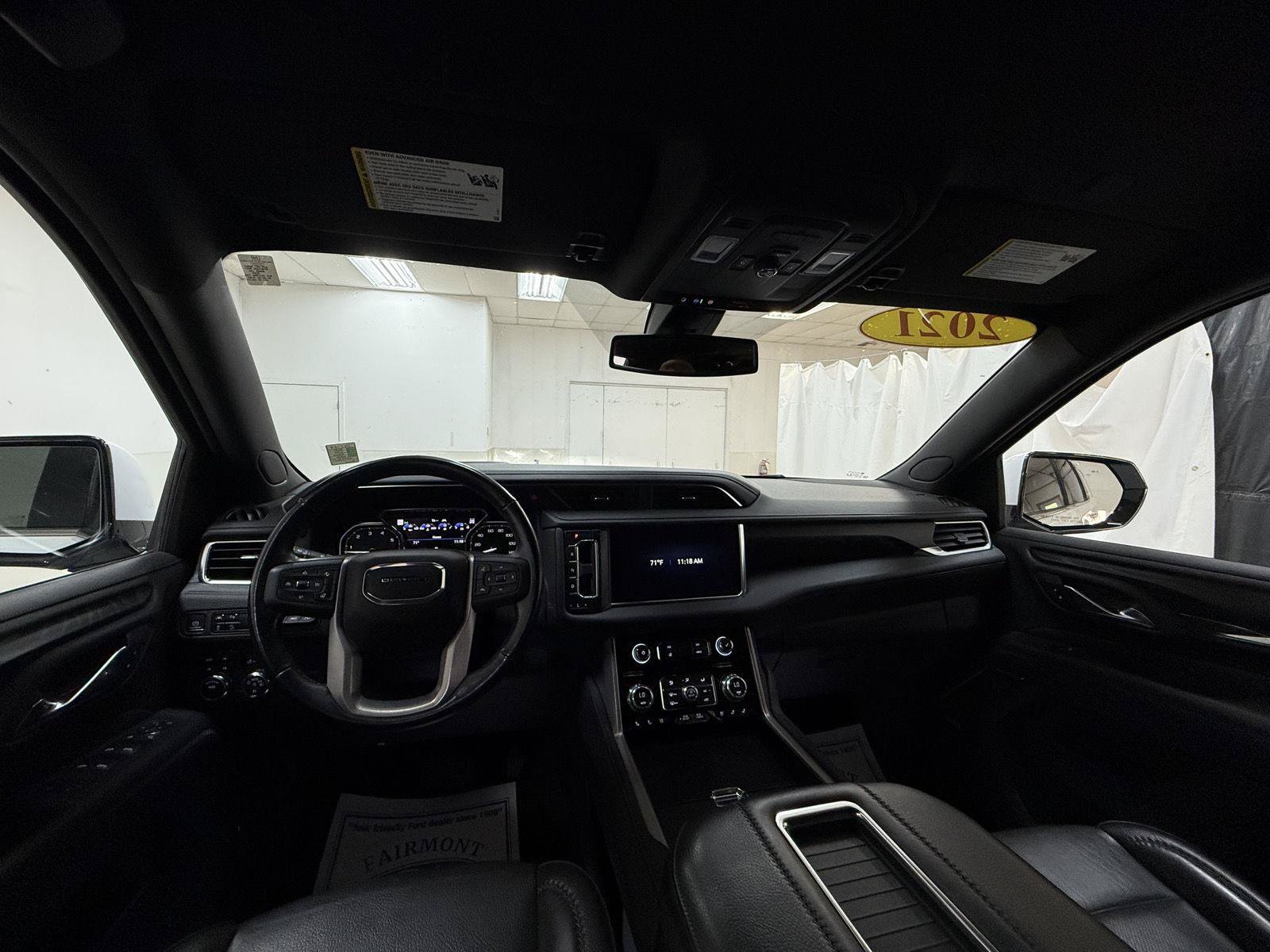 Used 2021 GMC Yukon XL Denali AWD/4WD image 19