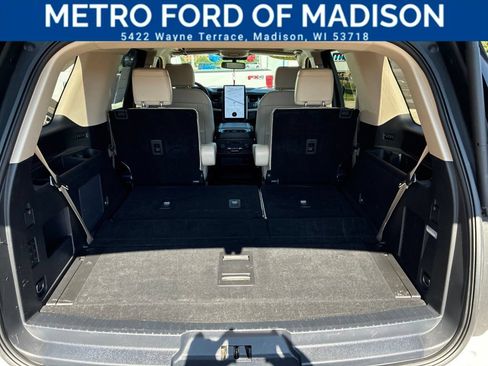 Certified 2022 Ford Expedition Platinum AWD/4WD image 42
