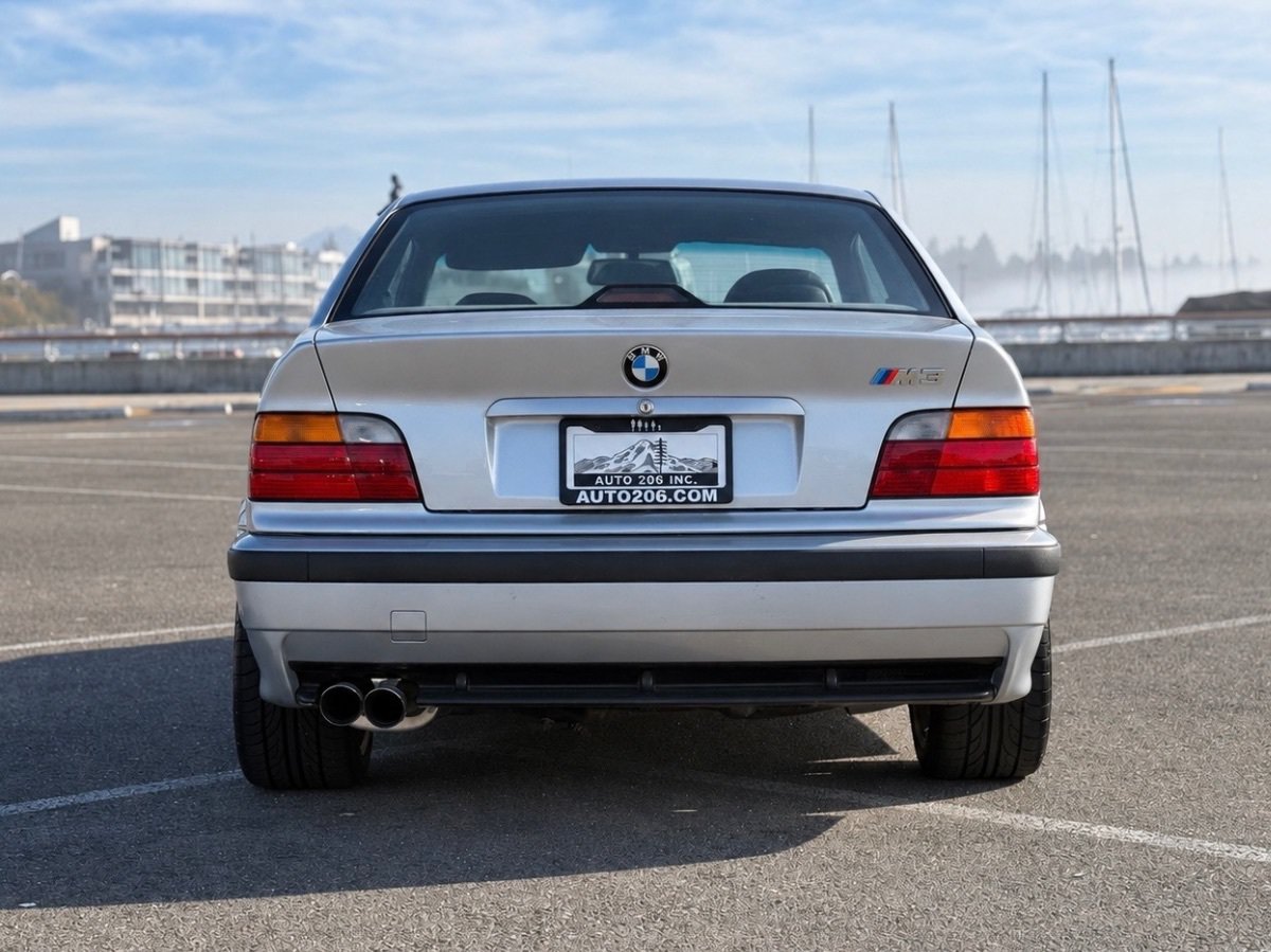 Used 1997 BMW M3 Coupe RWD image 4