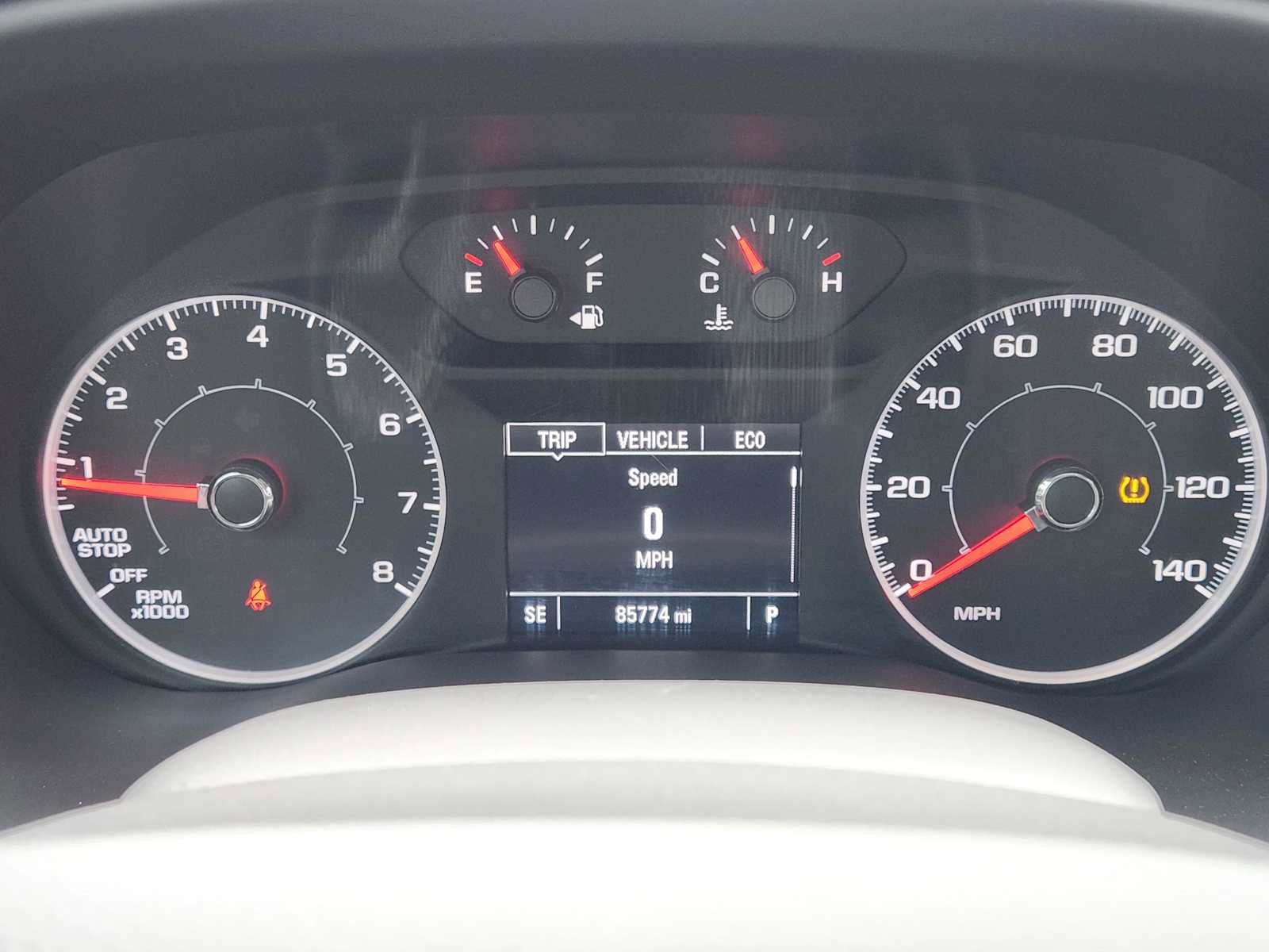 Used 2019 GMC Acadia SLE w/ Driver Alert Package I FWD image 16