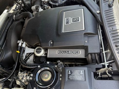 Used 2000 Rolls-Royce Corniche image 32