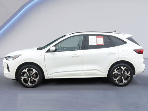 Used 2023 Ford Escape ST-Line Select w/ Tech Pack #2 image 3