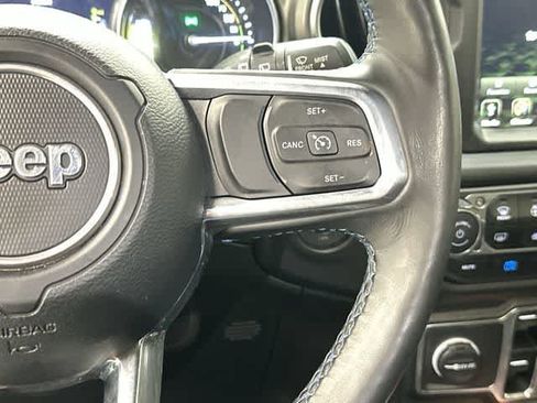 Used 2023 Jeep Wrangler Unlimited Rubicon 4xe w/ Cold Weather Group AWD/4WD image 18