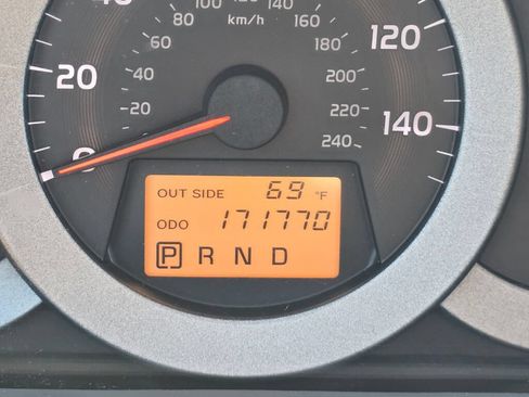 Used 2008 Toyota RAV4 Sport AWD/4WD image 9