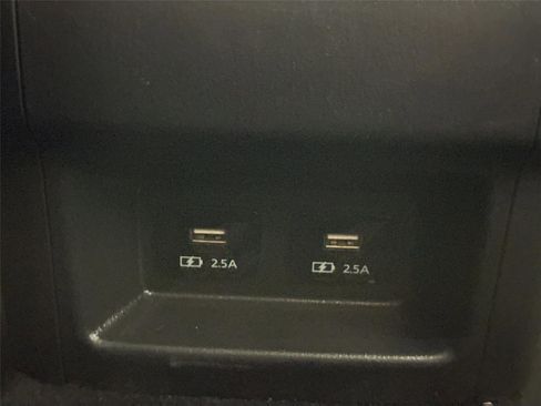 Certified 2023 MAZDA CX-9 Touring Plus image 37