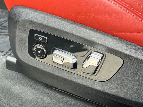 Used 2025 BMW X5 M Competition w/ Luggage Compartment Package image 37