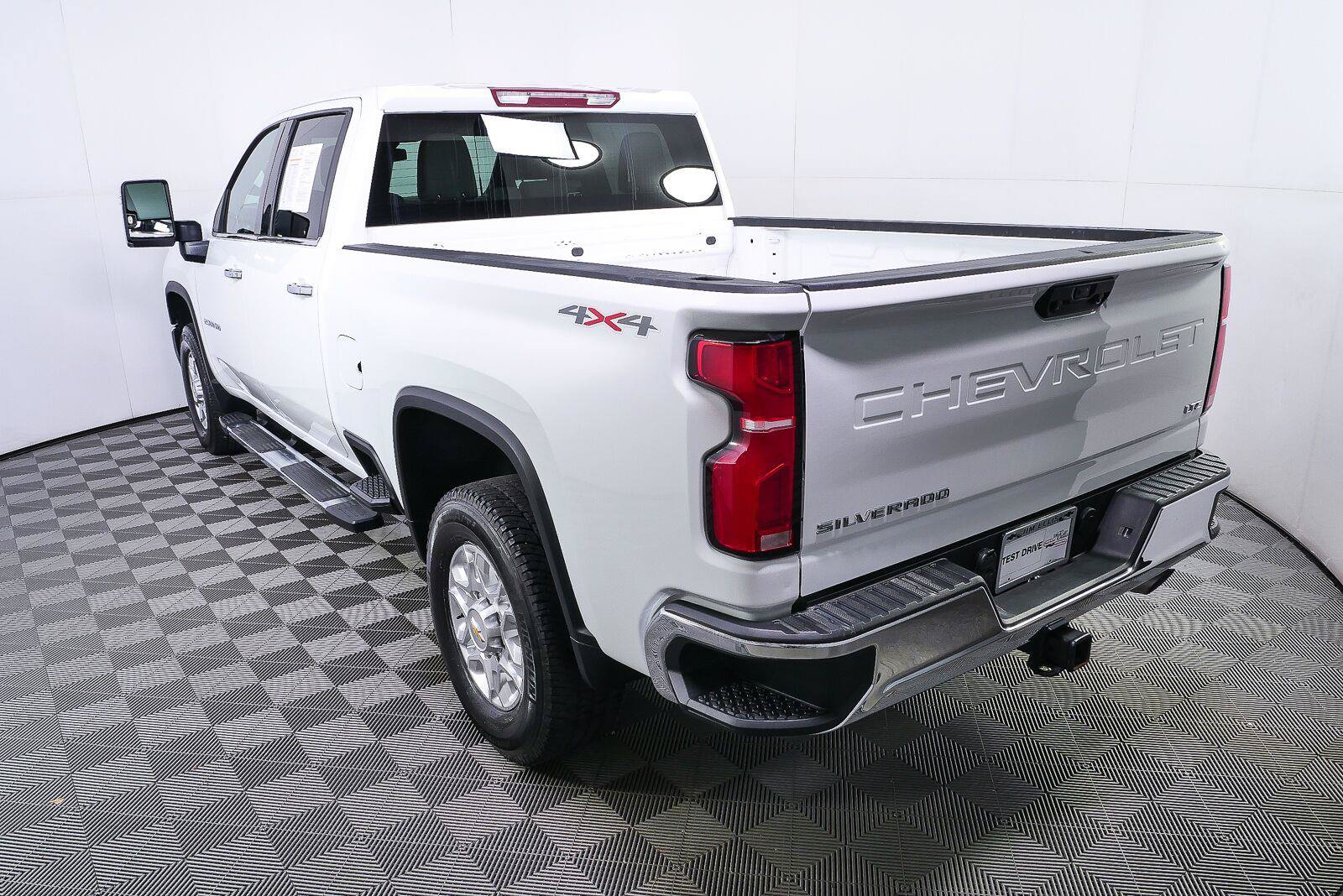 Used 2026 Chevrolet Silverado 2500 LTZ AWD/4WD image 23