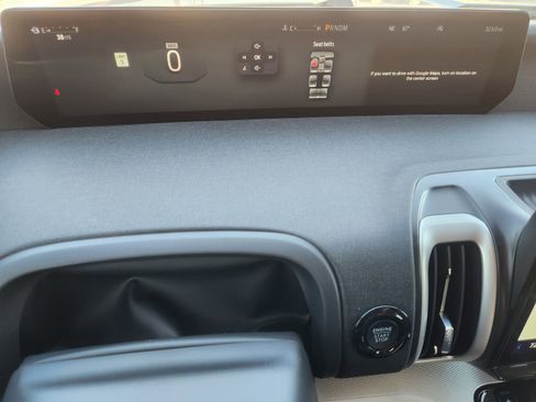 New 2026 Ford Expedition Active image 16