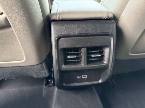 Used 2019 Cadillac XT4 Luxury image 20