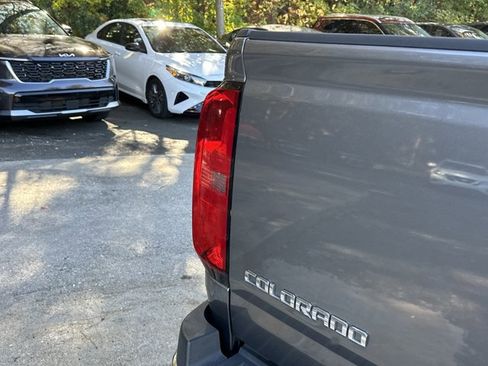 Used 2018 Chevrolet Colorado W/T w/ WT Convenience Package image 21