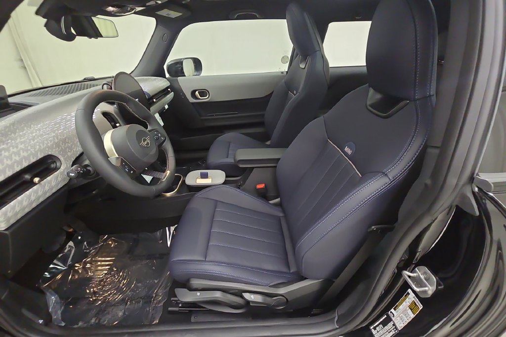 New 2027 MINI Cooper 2-Door Hardtop FWD image 13