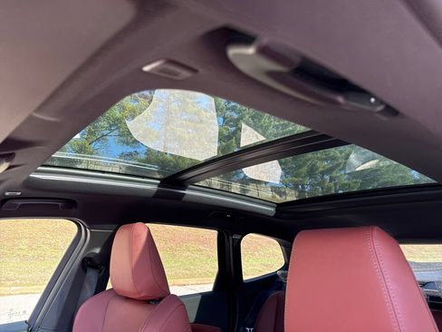 New 2026 BMW X1 xDrive28i w/ Technology Package AWD/4WD image 21