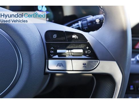 Certified 2025 Hyundai Elantra SEL image 19