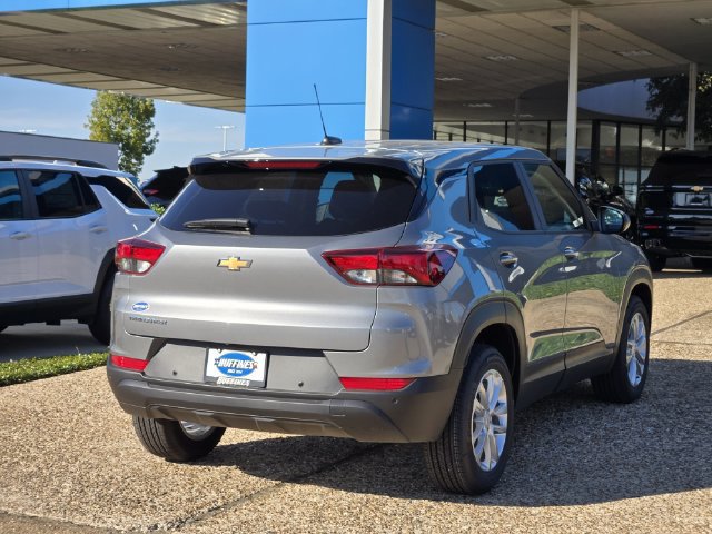 New 2026 Chevrolet TrailBlazer LS w/ LS Convenience Package FWD image 4
