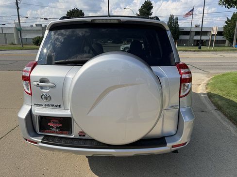 Used 2010 Toyota RAV4 Limited AWD/4WD image 6