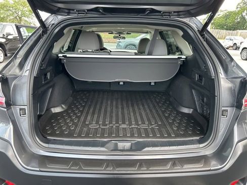 Used 2023 Subaru Outback Premium image 24