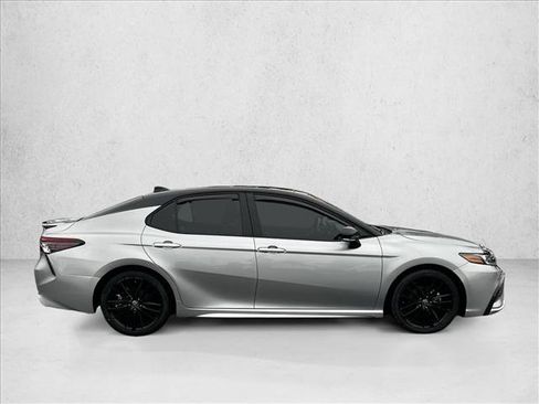 Used 2023 Toyota Camry XSE image 4