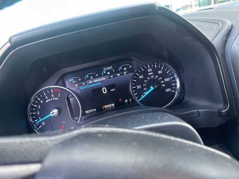 Used 2021 Ford Expedition Max Limited image 3