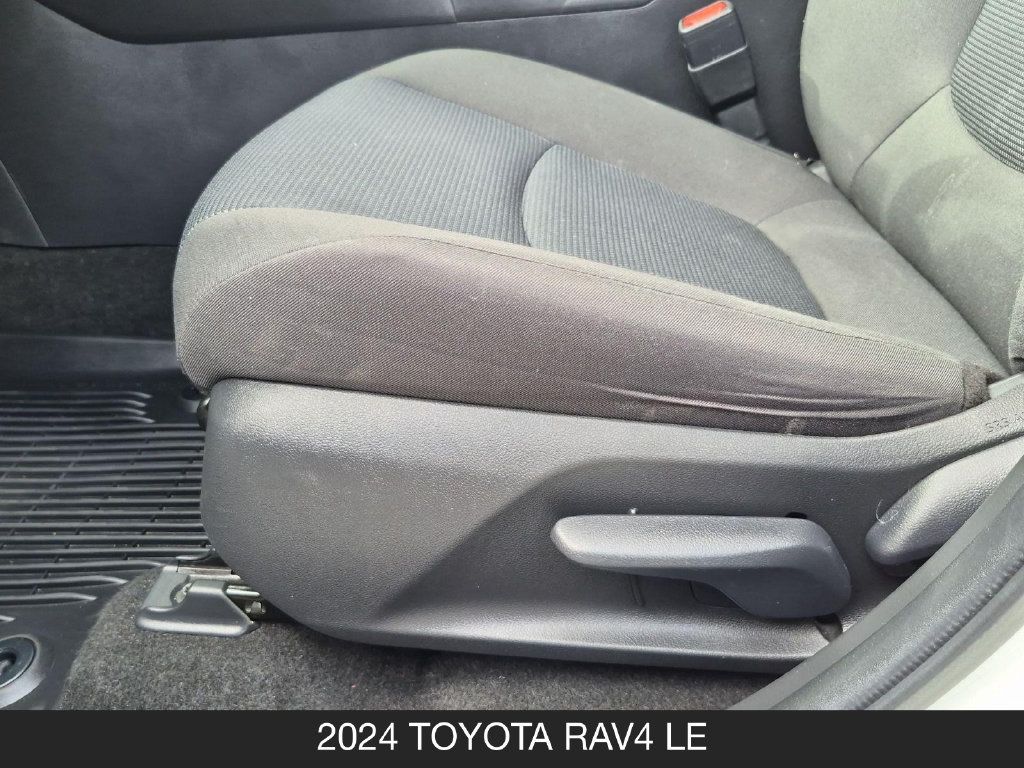 Used 2024 Toyota RAV4 LE FWD image 15