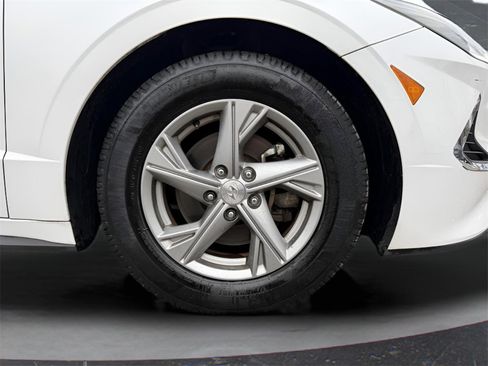 Used 2023 Hyundai Sonata SE image 13