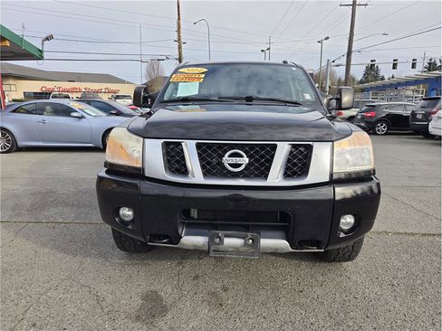 Used 2014 Nissan Titan PRO-4X w/ Pro-4x Luxury Package image 3