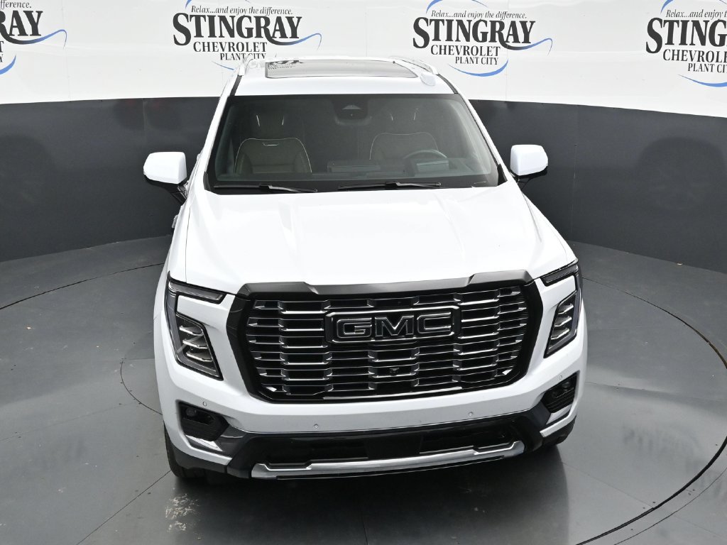 Used 2026 GMC Yukon Denali Ultimate w/ LPO, Floor Liner Package AWD/4WD image 19