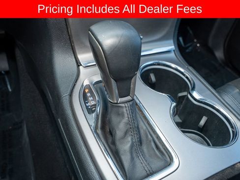 Used 2019 Jeep Grand Cherokee Altitude AWD/4WD image 17