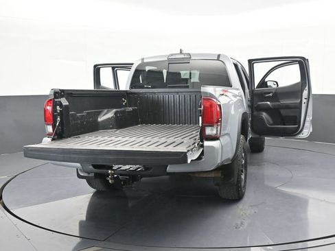 Used 2019 Toyota Tacoma TRD Off-Road image 72