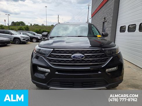 Used 2023 Ford Explorer XLT w/ Equipment Group 202A RWD image 29